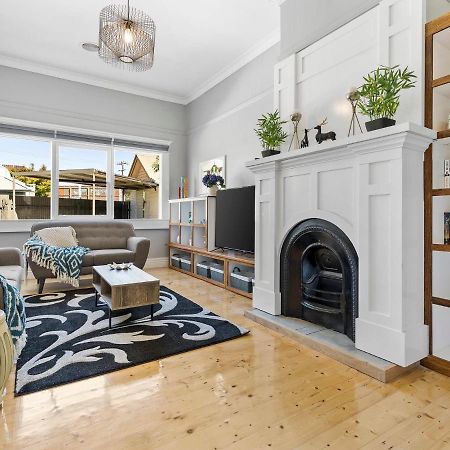 Stunning 4Br Cottage In The Heart Of Ballarat - Pet Friendly & Fast Wifi ภายนอก รูปภาพ