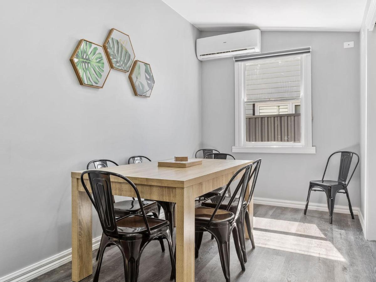 Stunning 4Br Cottage In The Heart Of Ballarat - Pet Friendly & Fast Wifi ภายนอก รูปภาพ