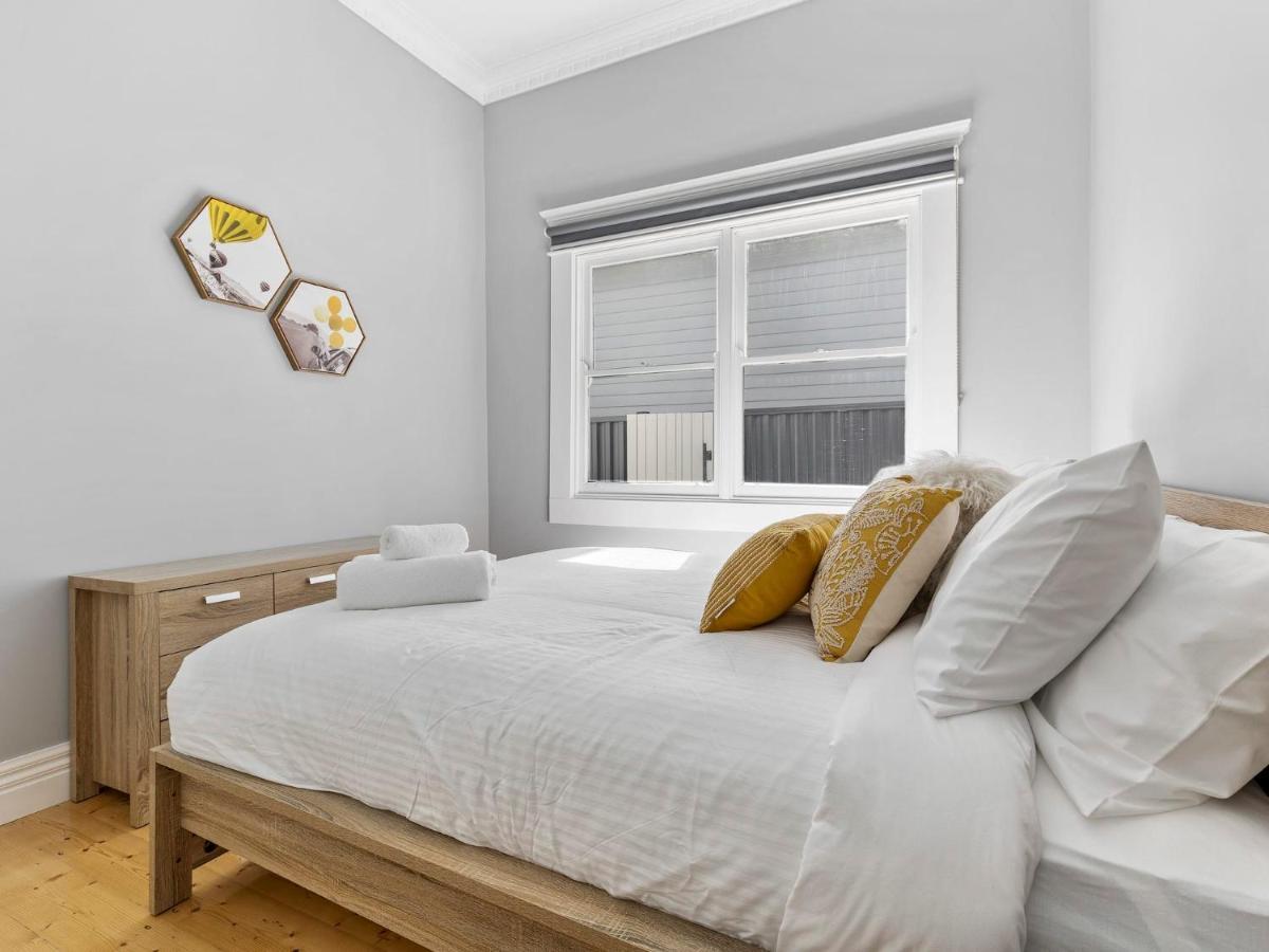 Stunning 4Br Cottage In The Heart Of Ballarat - Pet Friendly & Fast Wifi ภายนอก รูปภาพ